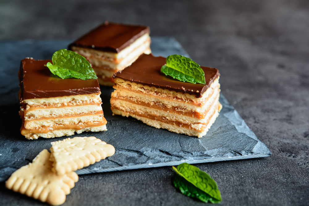 Sobremesa à base de biscoito - Academia Assaí