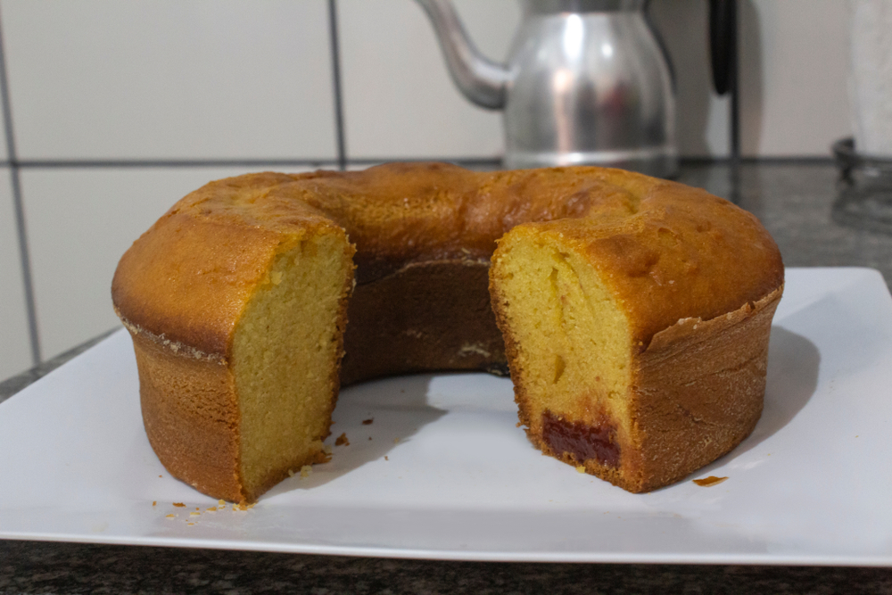 Bolo de Milho com Goiabada