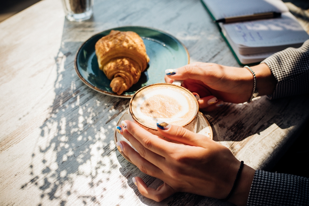 café e croissant Academia Assaí