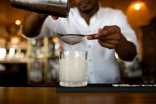 Dia Nacional do Coquetel vale a pena empreender com drinks