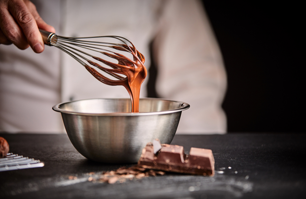 Aprenda como fazer bolo de chocolate sem farinha