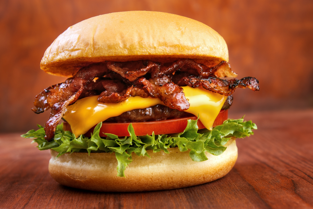 bacon no hamburger - Academia Assaí