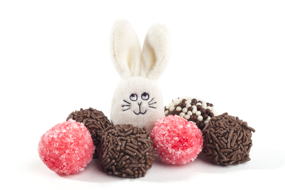 Brigadeiro de Páscoa com decoração temática