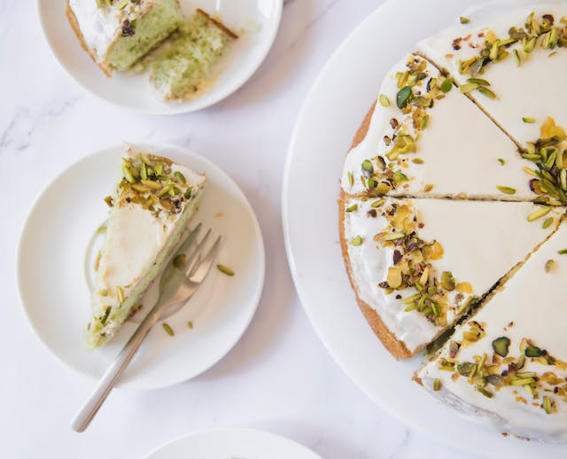 New year pistachio cake recipe