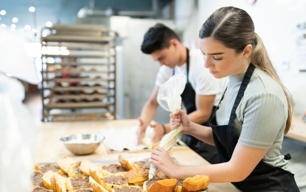 Descubra 7 estratégias eficientes para reduzir os custos e aumentar o lucro do seu negócio de alimentos