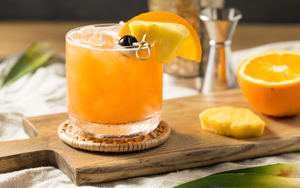 drink refrescante de frutas - academia assaí