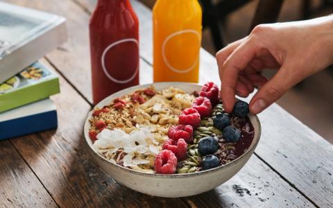 Bowl de açaí com frutas