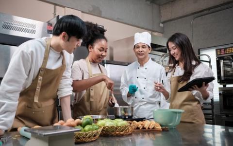 Chefs com capacitação gratuita