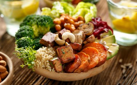 Cardápio vegano e vegetariano quais as diferenças - Academia Assaí