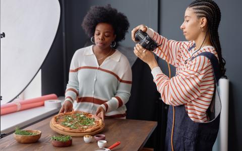 Como decorar e fotografar pratos natalinos para impressionar seus clientes