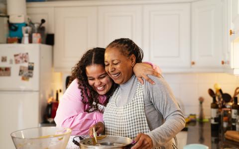 Como mulheres podem transformar receitas de família em negócios