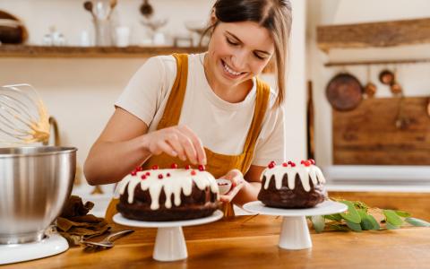 Empreendendo na confeitaria dicas para mulheres que querem começar