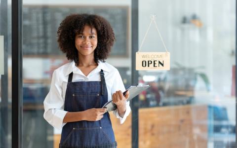 No Empreender na Prática, você aprende a precificar seus produtos de um jeito justo (e lucrativo, claro!), descobre como bombar nas redes sociais com postagens 