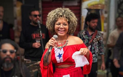 Adriana Veloso apresentando gastronomia do Pará no RJ